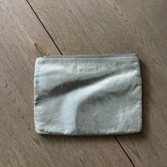 MARC JACOBS Metallic Pouch - Picture 4 of 6